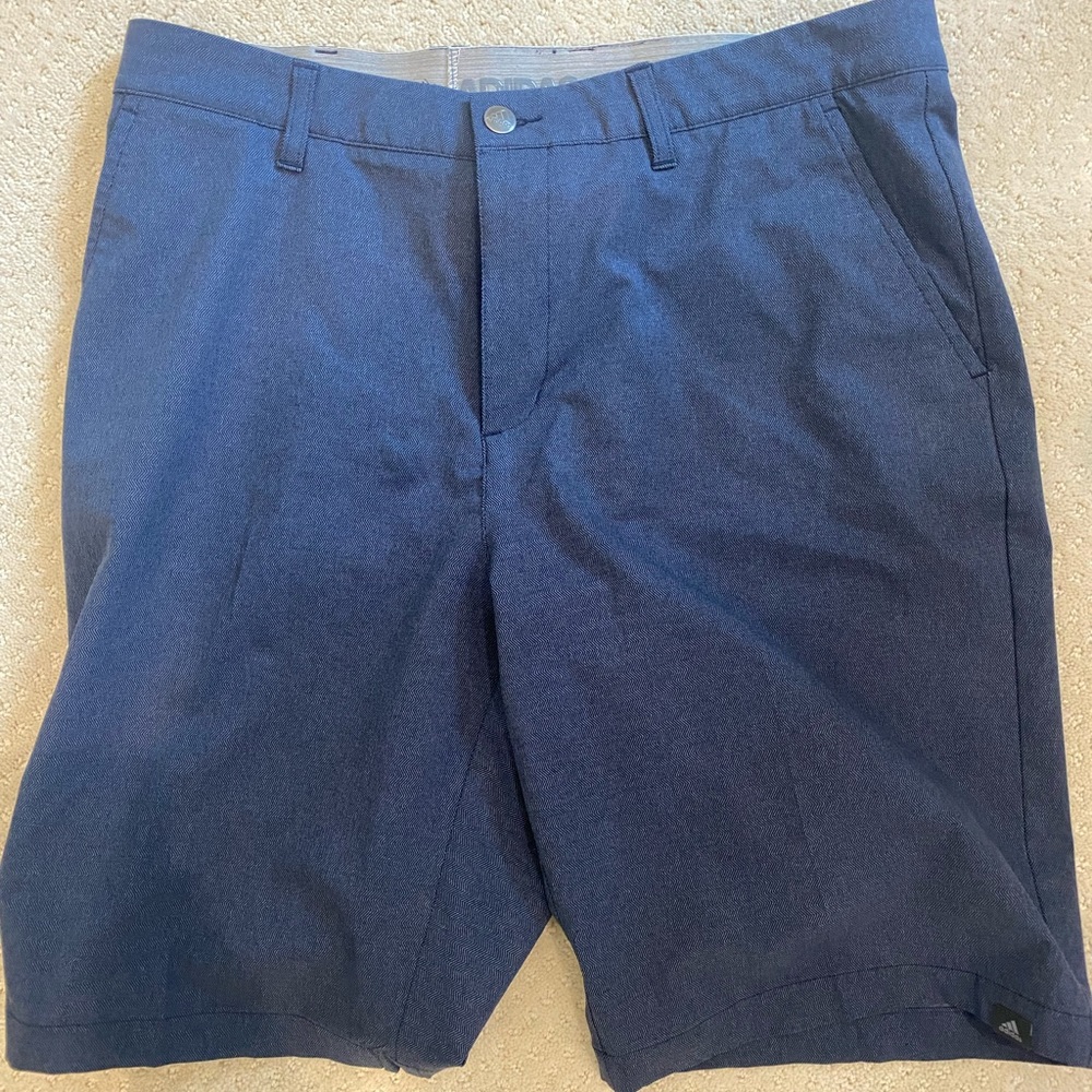 Adidas Golf shorts (34)